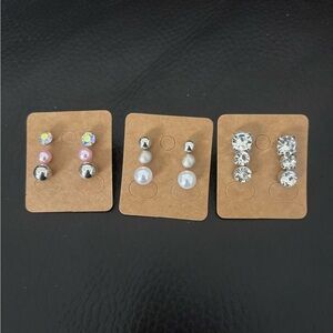 9 Pairs of Stud Earrings